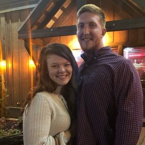 Meet your Posher, Cassi